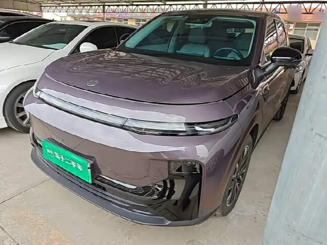Leapmotor B10 2025, 25 200 км