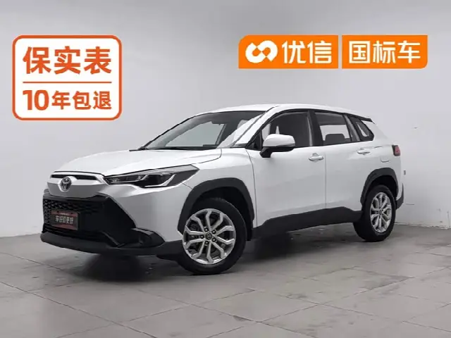 Toyota Frontlander 2023, 73 900 км