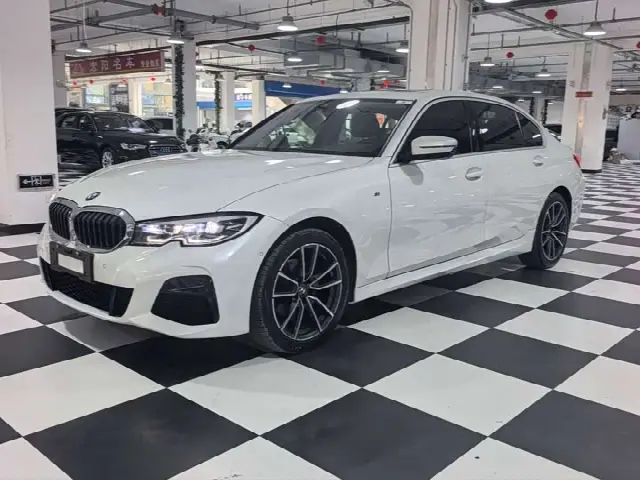 BMW 3 Series 2022, 42 000 км