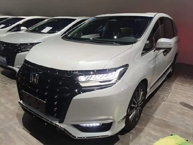 Honda Elysion 2024, 38 200 км