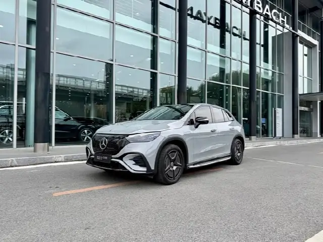 Mercedes-Benz EQE SUV 2023, 26 600 км