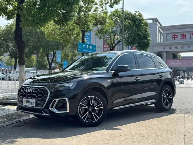Audi Q5L 2024, 41 000 км