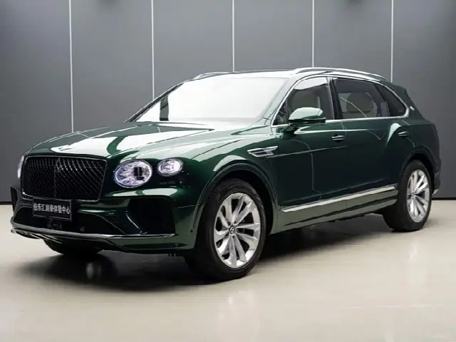 Bentley Bentayga 2024, 5 200 км