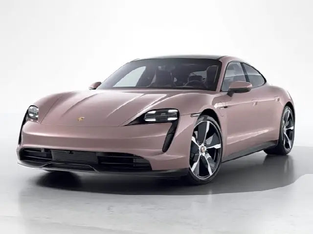 Porsche Taycan 2022, 17 000 км