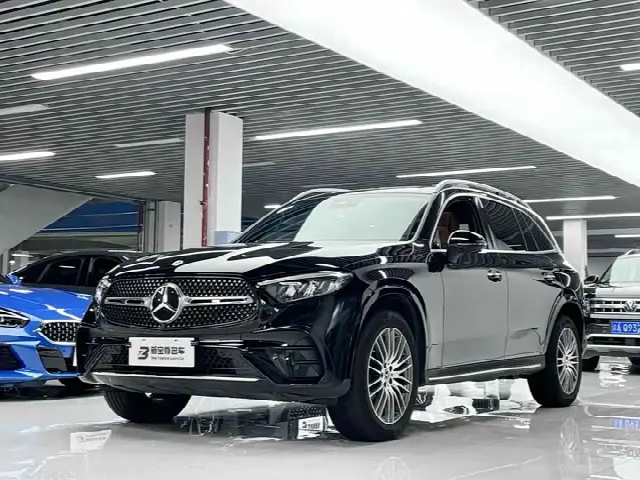 Mercedes-Benz GLC-Class 2025, 21 900 км