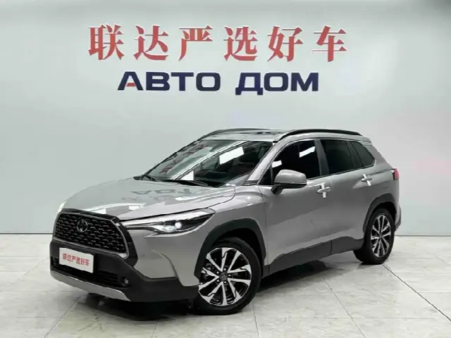 Toyota Corolla Cross 2022, 17 200 км