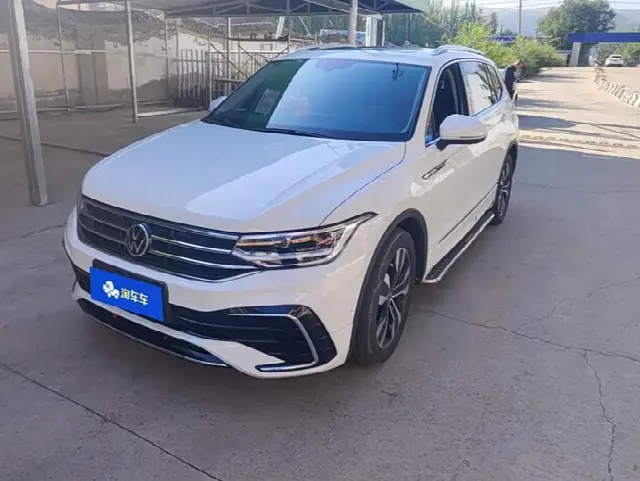 Volkswagen Tiguan L Pro 2022, 62 200 км