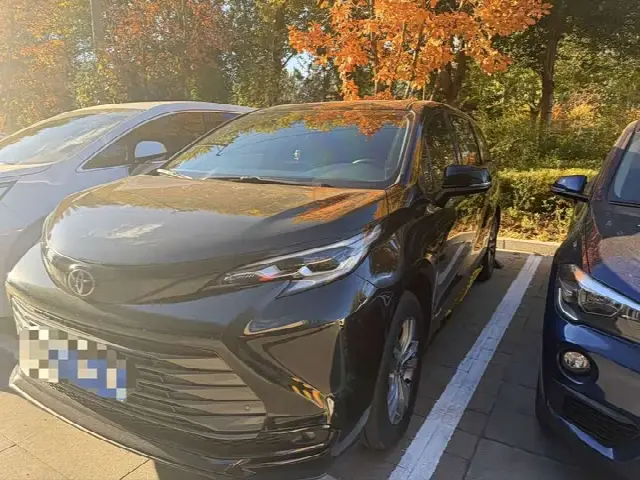 Toyota Sienna 2024, 38 000 км