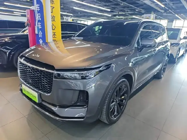 LiXiang One 2021, 47 800 км