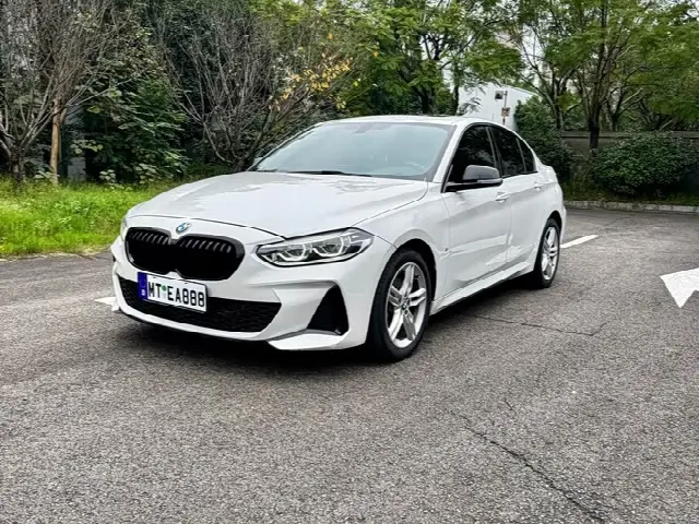 BMW 1 Series 2023, 23 000 км