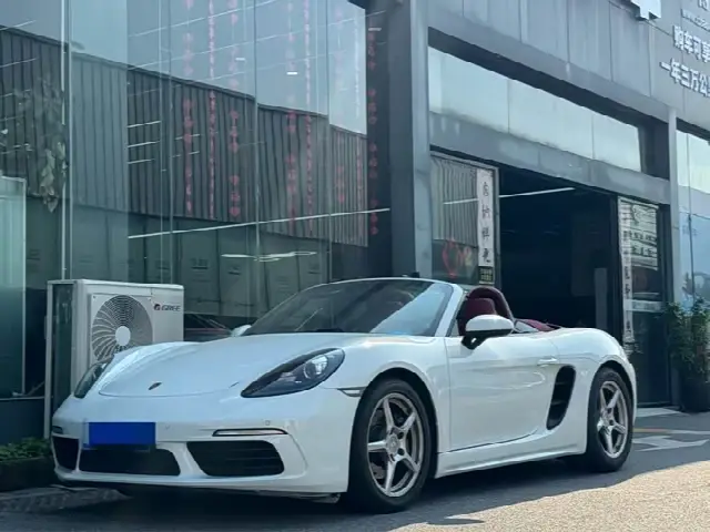 Porsche 718 2022, 41 000 км