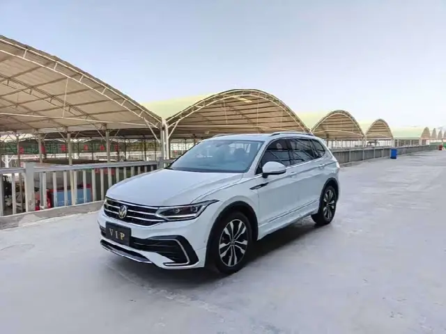 Volkswagen Tiguan L Pro 2024, 36 000 км