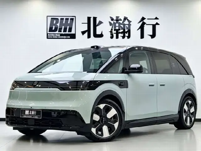 Zeekr Mix 2025, 200 км