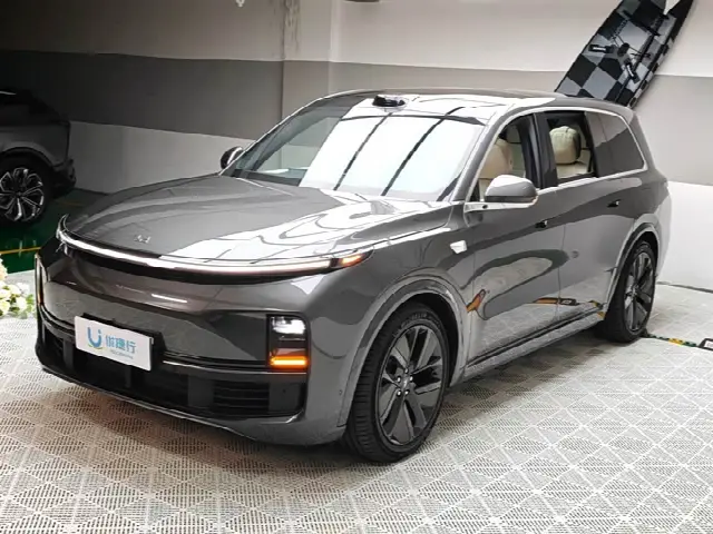 LiXiang L9 2022, 21 000 км