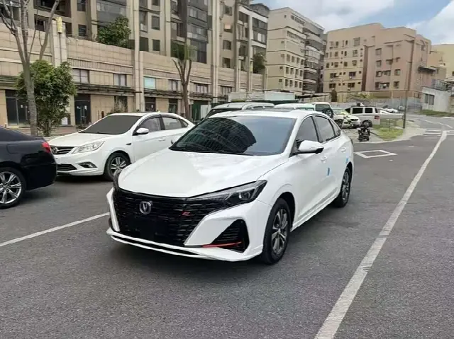 Changan Eado Plus 2023, 31 900 км