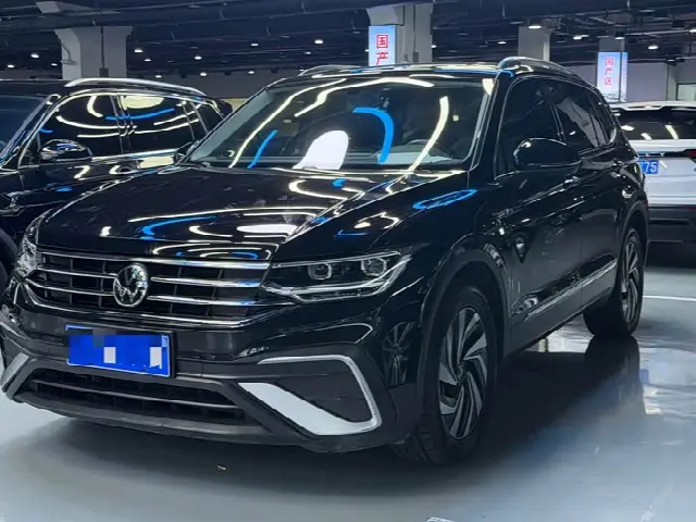 Volkswagen Tiguan L Pro 2022, 50 000 км