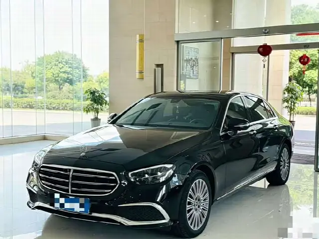 Mercedes-Benz E-Class 2023, 35 000 км