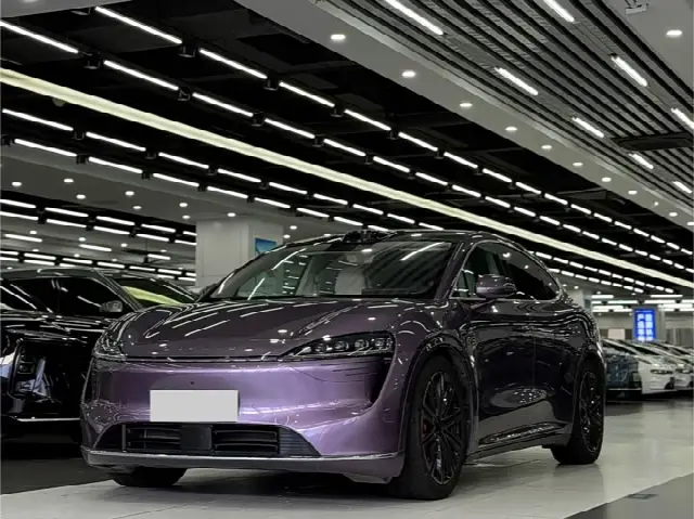 Luxeed R7 2025, 10 000 км