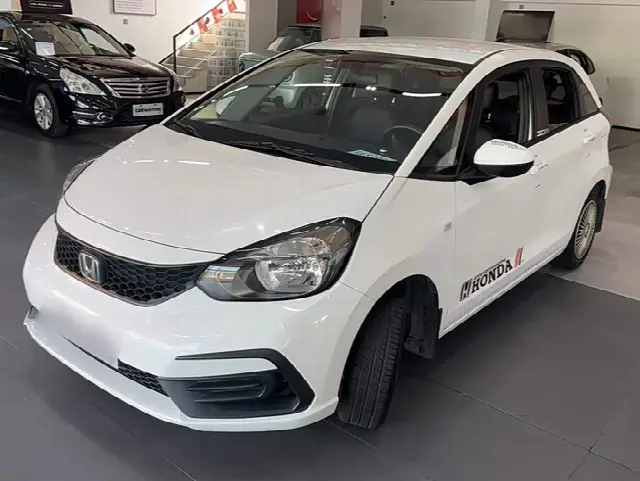 Honda Fit 2021, 63 700 км