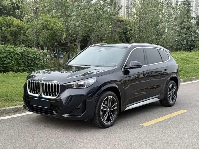 BMW X1 2024, 30 000 км