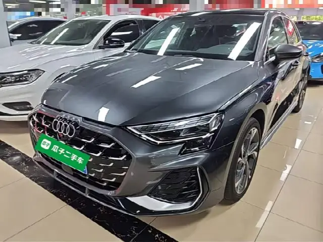 Audi A3 2025, 14 400 км
