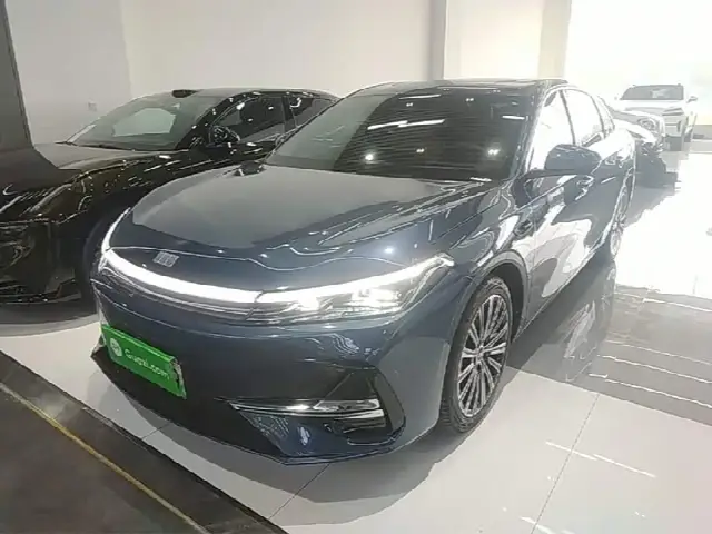 Geely Galaxy A7 2025, 9 900 км
