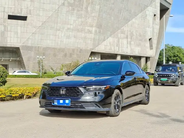 Honda Accord 2025, 9 000 км