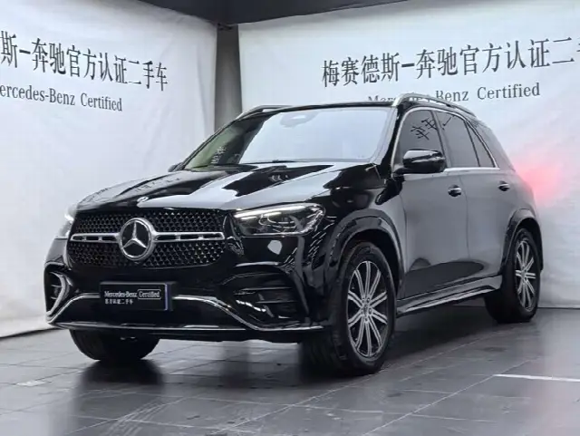 Mercedes-Benz GLE-Class 2026, 2 600 км