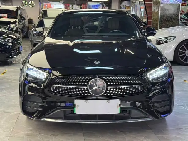 Mercedes-Benz E-Class Hybrid 2022, 57 000 км
