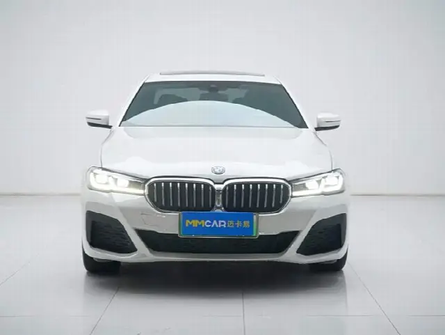 BMW 5 Series Hybrid 2022, 43 000 км