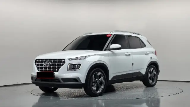 Hyundai Venue 2019, 7 966 км