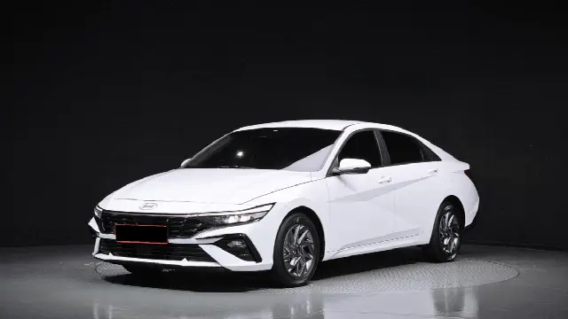 Hyundai Avante 2023, 43 270 км