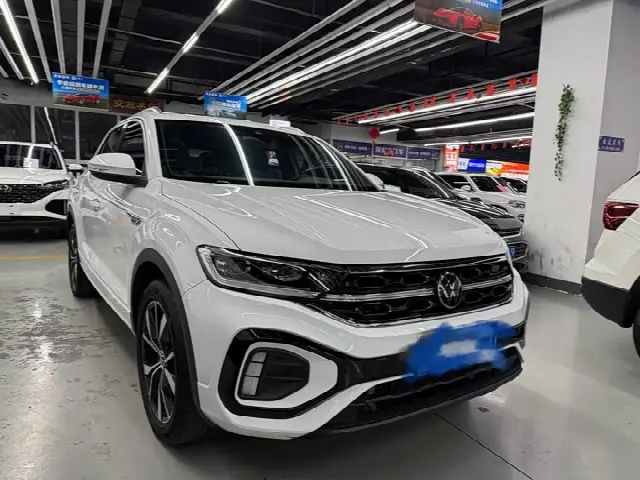 Volkswagen T-Roc 2024, 45 000 км