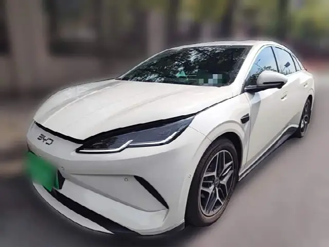 BYD Seal 06 Hybrid/EV 2025, 33 400 км