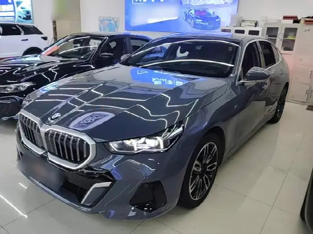 BMW 5 Series 2024, 21 500 км