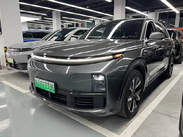 LiXiang L7 2023, 30 000 км