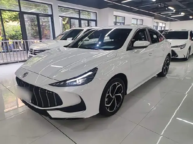 MG Motor 5 2025, 17 600 км