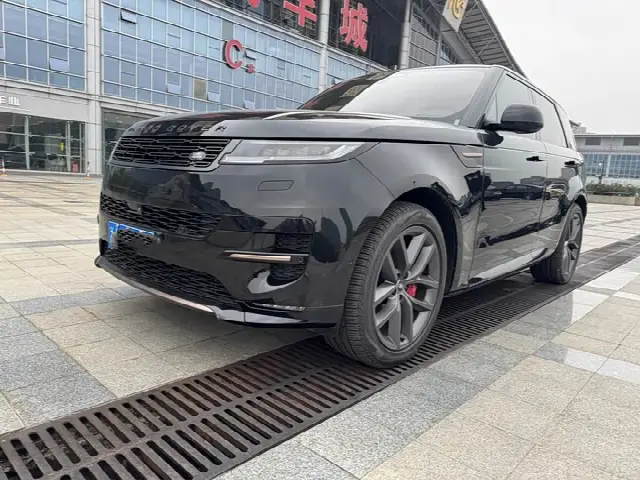 Land Rover Range Rover Sport 2025, 11 000 км