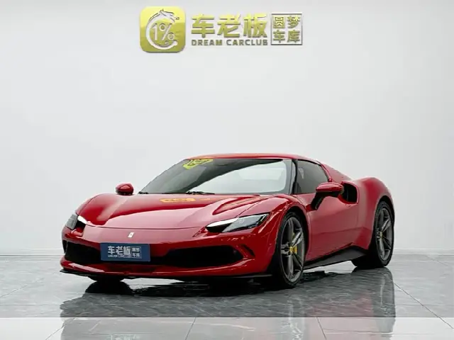 Ferrari 296 2021, 9 900 км