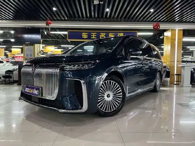 Voyah Dream 2025, 17 900 км