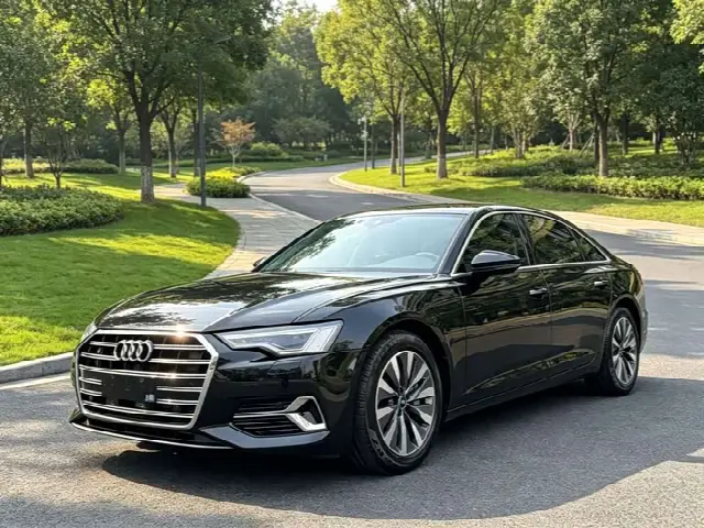Audi A6L 2023, 30 000 км