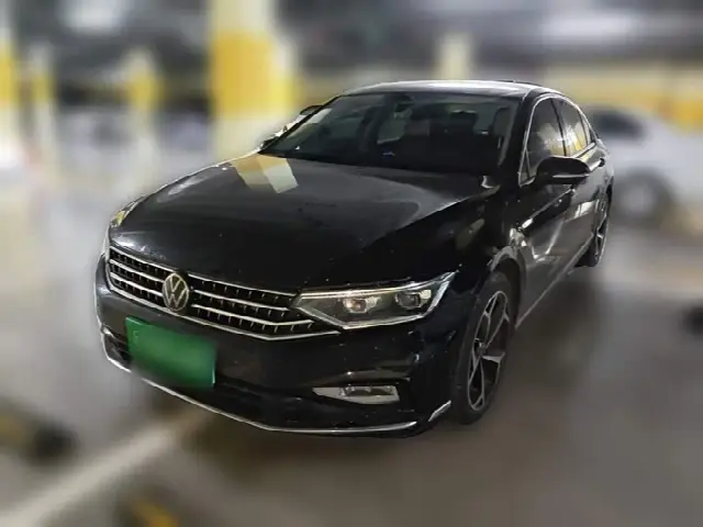 Volkswagen Magotan 2023, 30 000 км