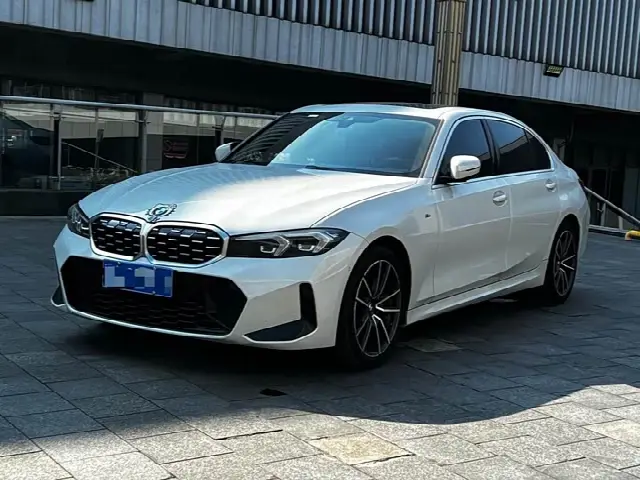 BMW 3 Series 2023, 60 000 км