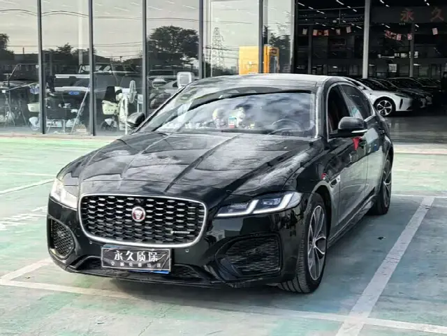 Jaguar XF L 2022, 70 000 км