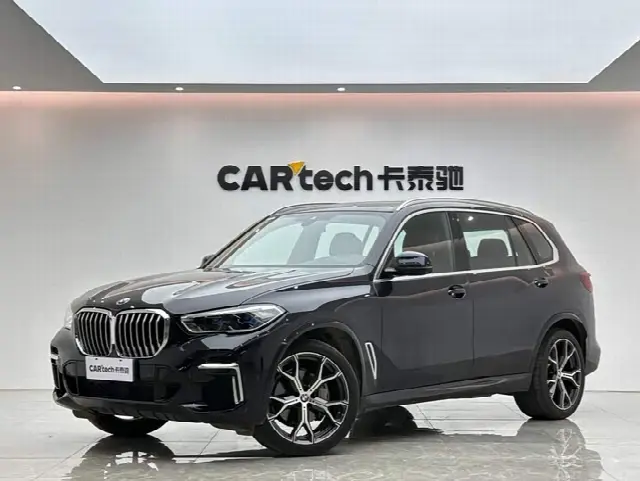 BMW X5 2022, 28 000 км