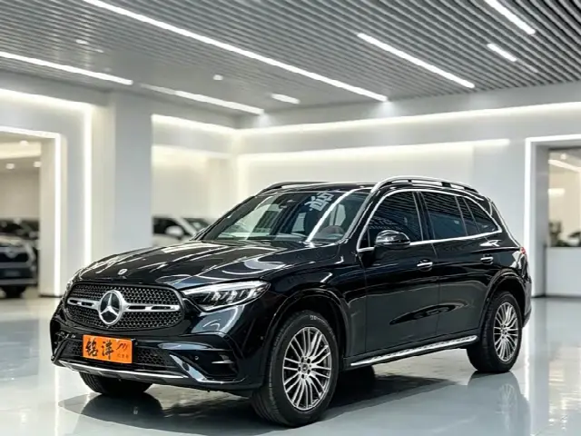 Mercedes-Benz GLC-Class 2024, 39 000 км