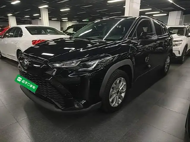 Toyota Frontlander 2023, 44 400 км