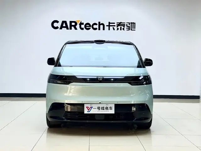 Zeekr Mix 2025, 3 000 км