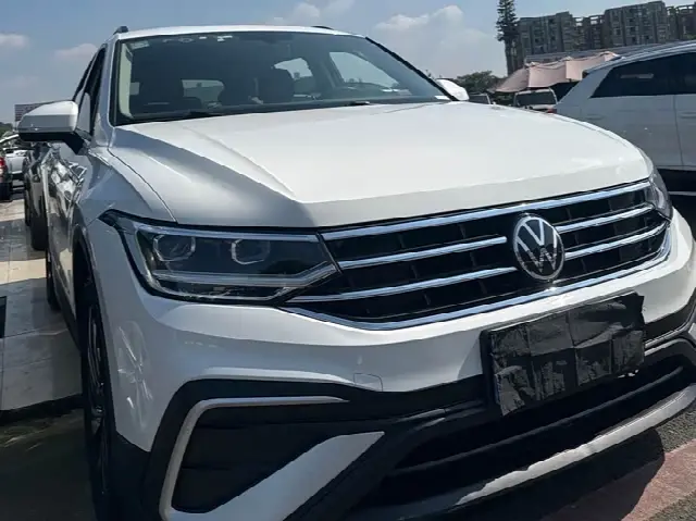 Volkswagen Tiguan L Pro 2022, 50 000 км