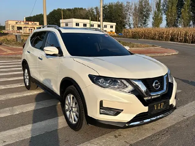 Nissan X-Trail 2023, 20 000 км
